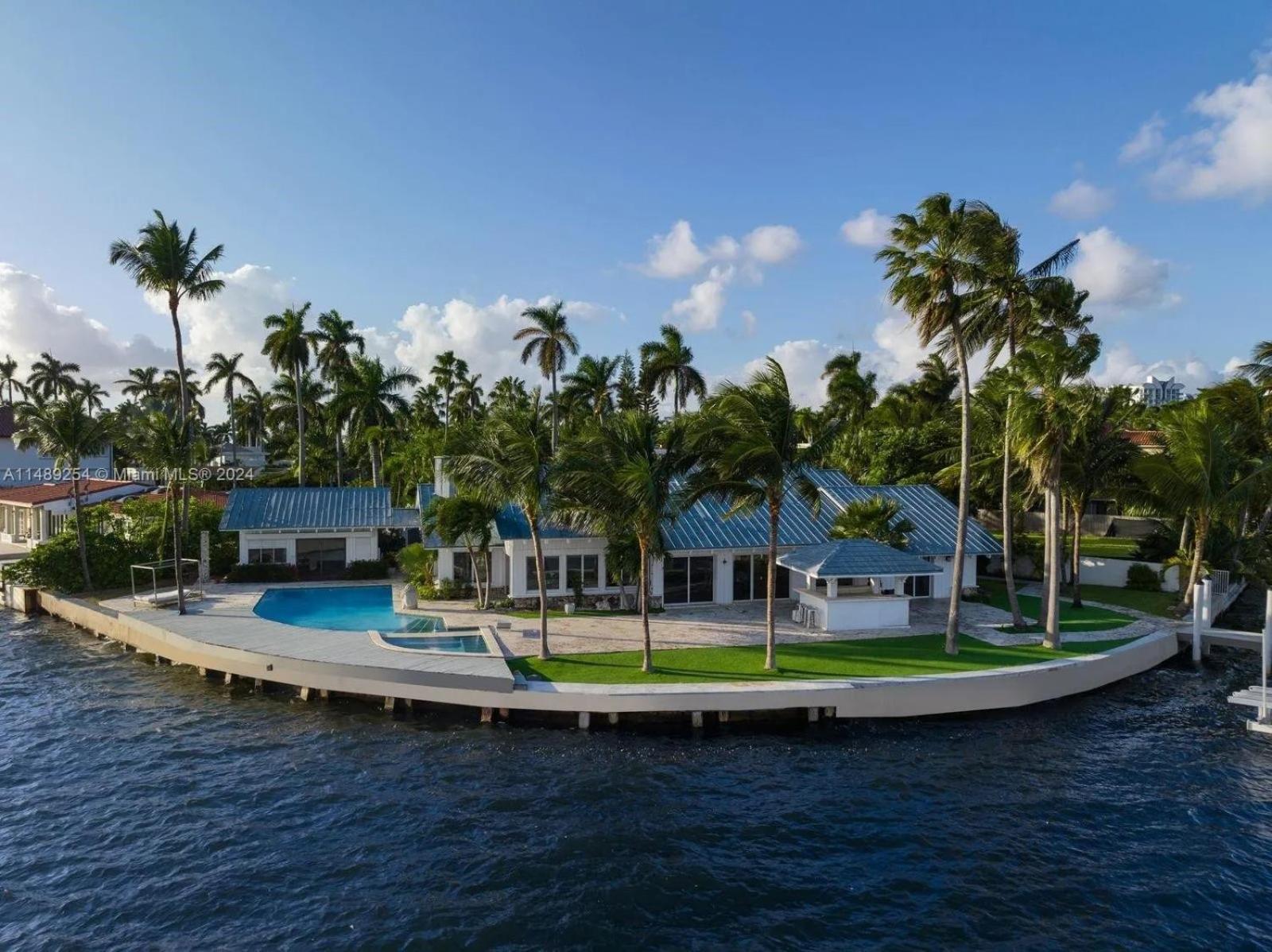 Villa Hashmi Luxury 5Bd & 5Ba Retreat On North Bay Island - Miami Beach — Photos 3